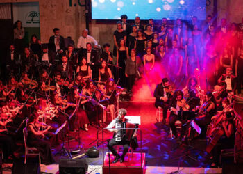 Adıyaman ve Hatay'da gençler ve çocuklar sahnede