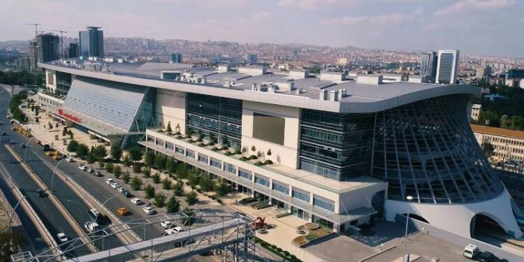 Ankara Hızlı Tren Garı'nın yolcu garantisi için Cengiz-Limak-Kolin’e 2,7 milyar lira ödendi