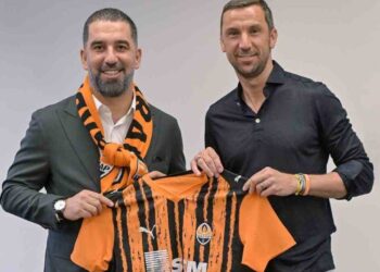 Arda Turan Yeni Takımıyla Mesaiye Başladı: Bir Daha Kiev Şampiyonluğu Görmek İstemiyorum