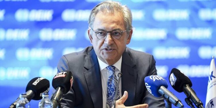 Avrupa ile vize meselesini konuşmaktan sıkıldık