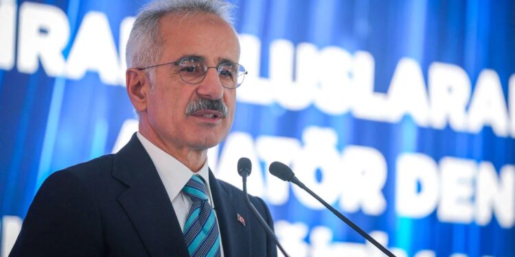 Bakan Uraloğlu Açıkladı! İşte İran ve Irak’ta Mahsur Kalan Uçakların Son Durumu