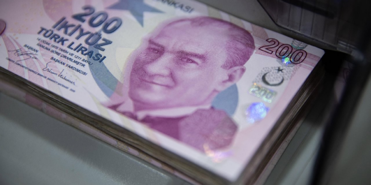 Bankaya Parasını Koyan Resmen Maaşa Bağlanıyor! İşte Banka Banka Mevduat Faizi Getirisi...