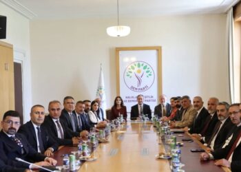 Baro başkanlarından DEM Parti'ye ziyaret