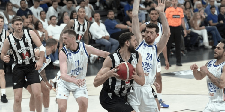 Basketbol Süper Ligi'nde Fenerbahçe Beko'nun Rakibi Belli Oluyor
