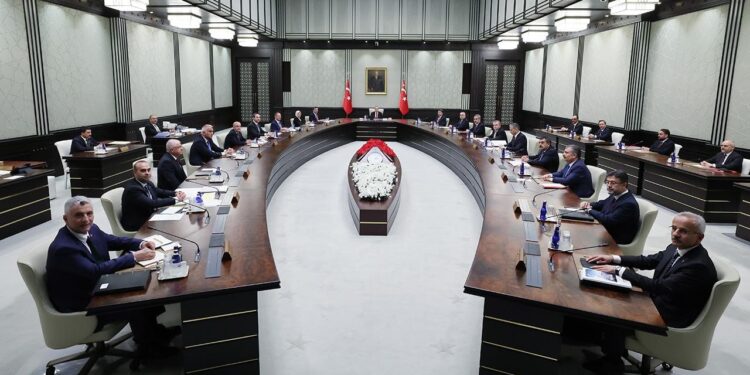 Bayram Öncesi Son Kabine Toplantısı: Gündem Yoğun