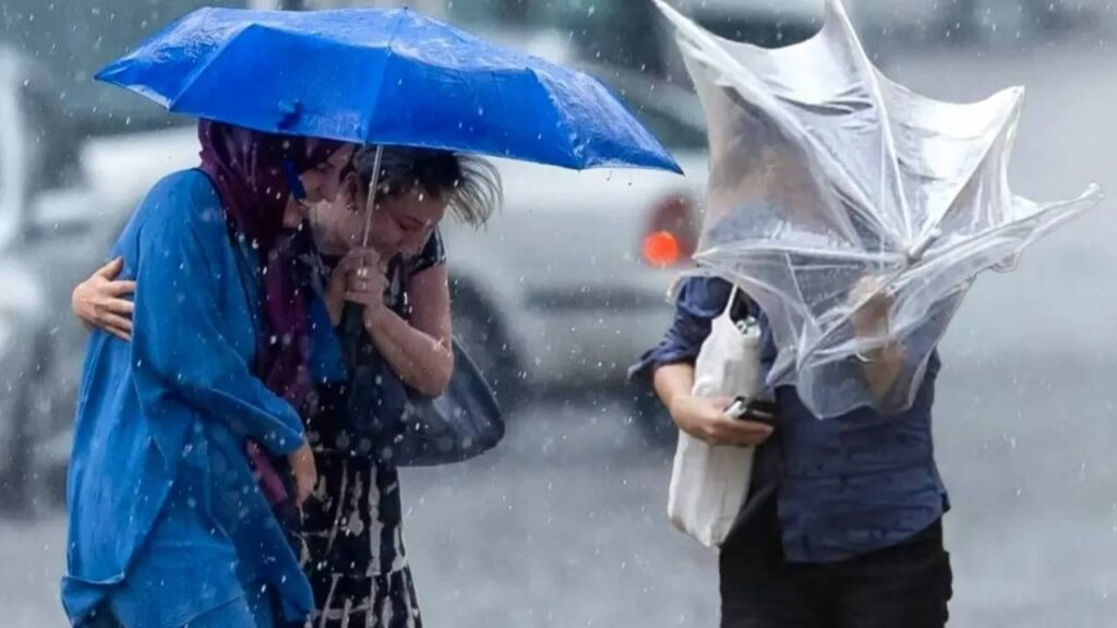Bir Tarafta Yaz, Bir Tarafta Kış... Meteoroloji'den Yağış ve Fırtına Uyarısı
