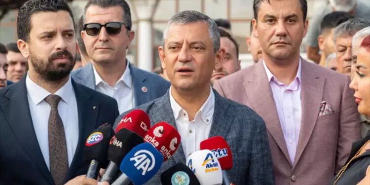 Bir siyaset arkadaşından öte çocukluk, gençlik arkadaşımızı kaybettik