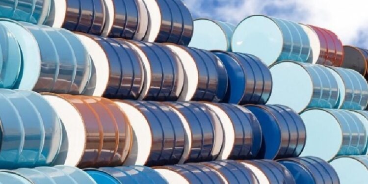 Brent petrolün varili 66,33 dolardan işlem görüyor