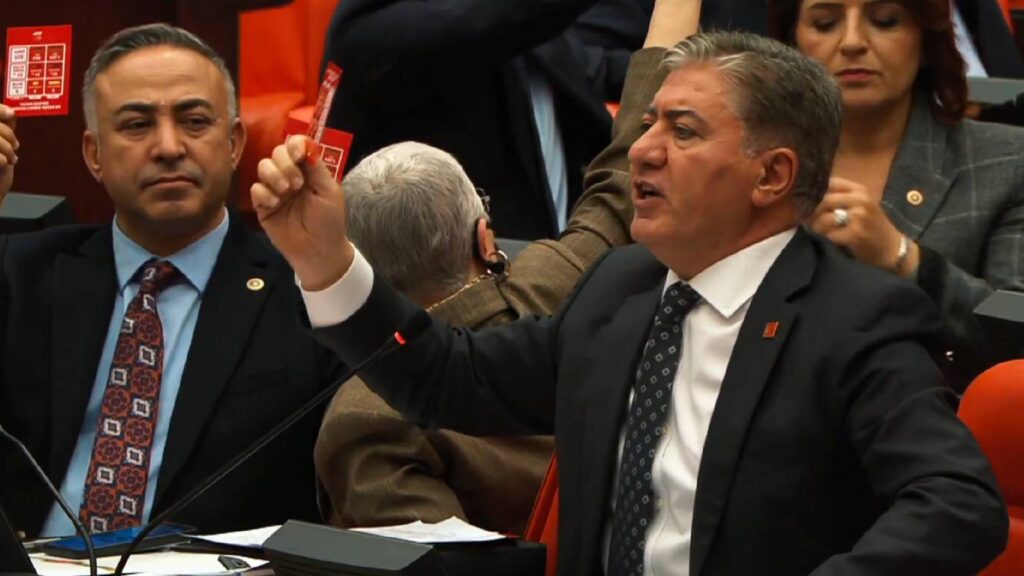 Bu sabah beşinci, onbeşinci, yüzbeşinci dalga, nereye kadar bu olacak?