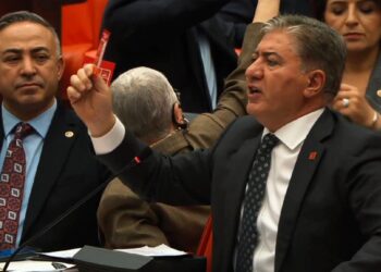 Bu sabah beşinci, onbeşinci, yüzbeşinci dalga, nereye kadar bu olacak?