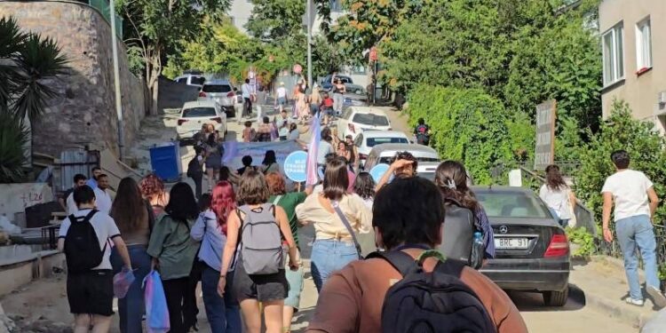 Bu topraklarda gerçek bir barış olacaksa, translar olmadan olmaz