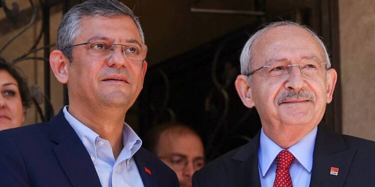 CHP vesayeti kabul etmez; Özgür Bey’i görevi devrederken uyardım ama şu anda karar almakta zorlanıyor