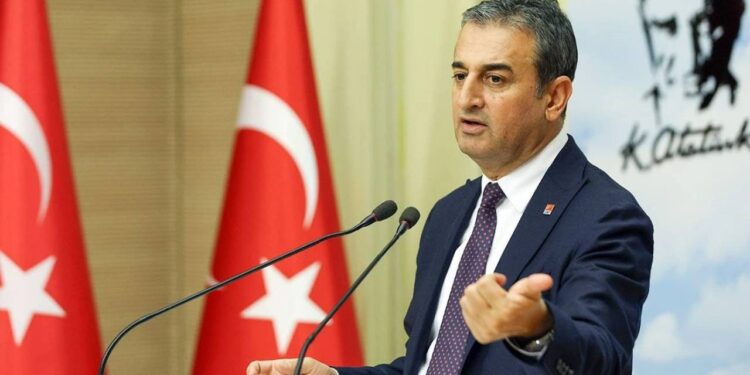 CHP'li Bulut: 'Saray Bir Günde 1.798 Asgari Ücret Harcıyor'