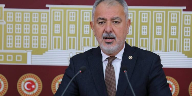 CHP'li Uzun'dan Yangın İçin 'Özel Önlem' Çağrısı