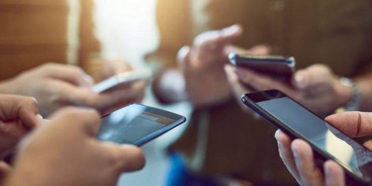 Cep telefonu ithalatında yeniden artış; 4 ayda 1,9 milyon'a ulaştı