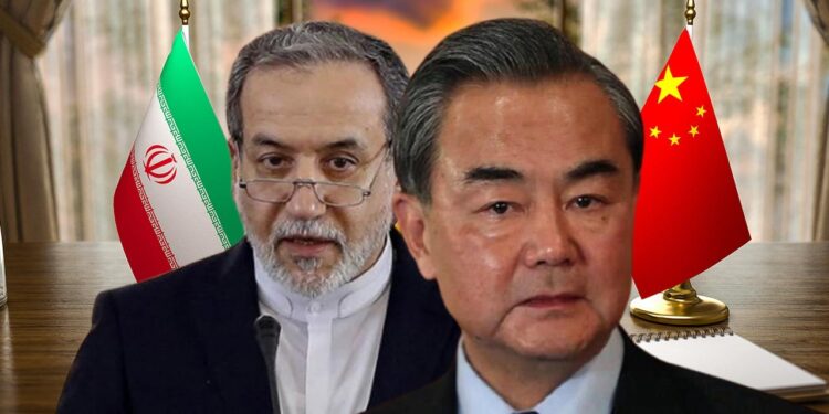 Çin ve İran Dışişleri Bakanları Telefonda Görüştü