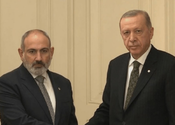 Cumhurbaşkanı Erdoğan, Paşinyan ile Görüştü