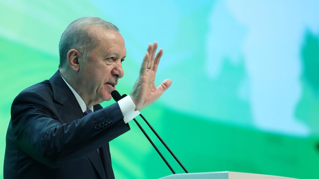 Cumhurbaşkanı Erdoğan'dan CHP'ye Sert Sözler: ‘Şaibeyle Yatıp, Butlanla Kalkıyorlar’