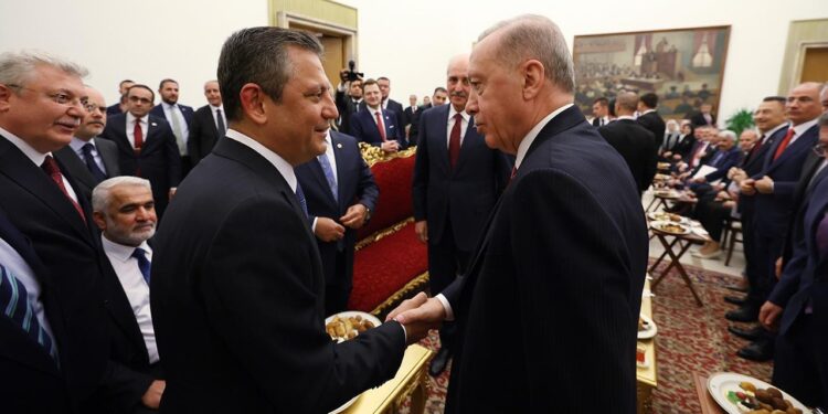 Cumhurbaşkanı Erdoğan'dan Özgür Özel’e 'Ferdi Zeyrek' Telefonu