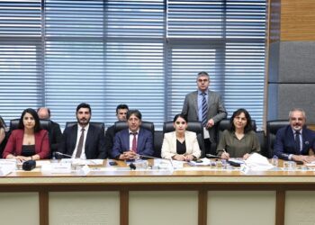 DEM Parti’nin Kovid-19 düzenlemesi önergesi reddedildi