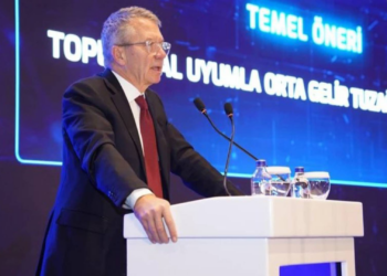 Dava sonrası ilk toplantı | TÜSİAD YİK Başkanı Ömer Aras, "Fiyat istikrarı en önemli sorunumuz" dedi, enflasyona karşı 4 öneri sıraladı