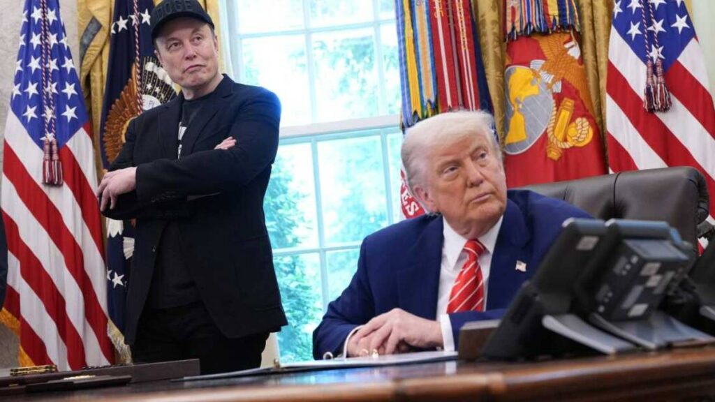 Elon Musk'tan Trump Yönetimine Eleştiri: 'Hayal Kırıklığına Uğradım'