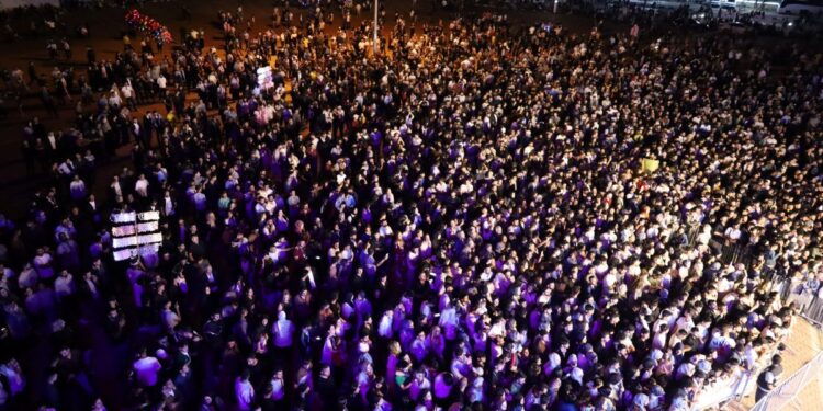 Erdîş’te binlerce kişi şenlikte buluştu