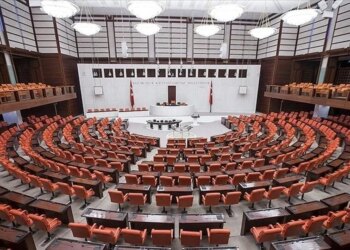 Erdoğan, Meclis'te "Terörsüz Türkiye" komisyonu kurulması için yeşil ışık yaktı