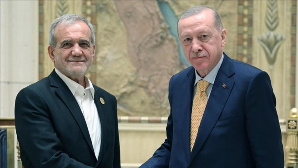 Erdoğan, Pezeşkiyan ile telefonda görüştü
