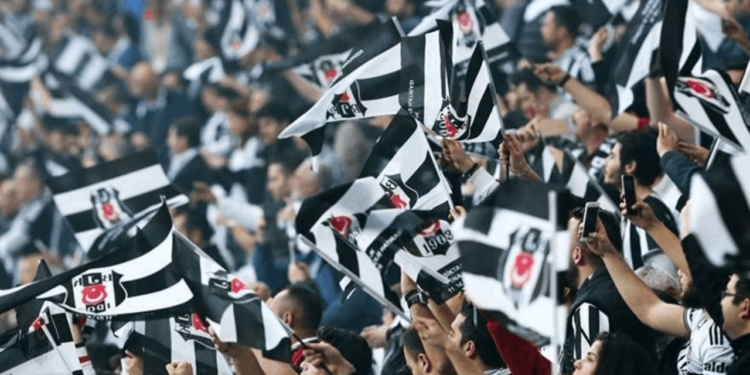 Fenerbahçe ve Galatasaray'da da Oynadı Yeni Adresi Beşiktaş Oldu