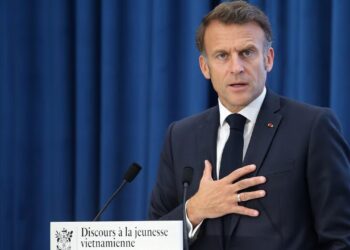 Fransa'nın Konuştuğu Olay! Cumhurbaşkanı Macron'u Çaldılar