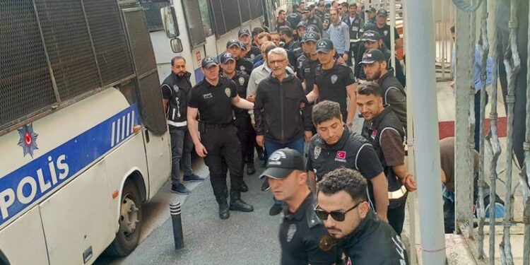 Gözaltındakilerin ifade işlemleri başladı; 1 kişi tutuklandı, 1 kişi sağlık gerekçeleriyle serbest!