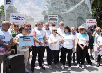 Haydarpaşa için 700'üncü hafta nöbeti