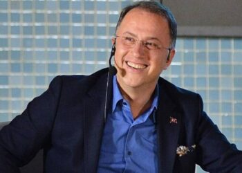 Hem kan kanseri hem de lenfoma geçiren Murat Çalık, tedavisinden uzak bir noktaya sevk edildi!