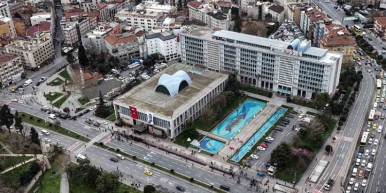 İBB’den yeni “yalanlar ve gerçekler” açıklaması; muhtarlara usulsüz destek ve siyasi yönlendirme iddiaları yalanlandı