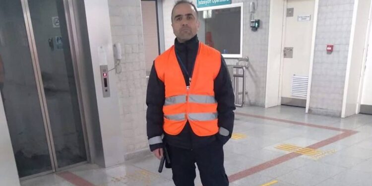 İZBAN'da Cinayet! Sigara İçtiği İçin Kendisini Uyaran Güvenlik Görevlisini Döverek Öldürdü
