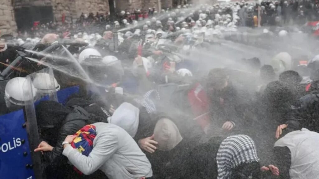 İmamoğlu protestolarında öğrencileri savunan avukat Kerim Bütün hakkında soruşturma başlatıldı