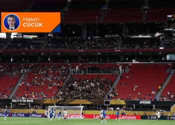 Infantino’nun rüyasına, boş tribünler ve ara verilen maçlar darbesi