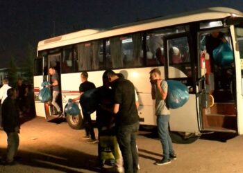 İnfaz yasası yürürlüğe girdi, bayram öncesi cezaevlerinden tahliyeler başladı