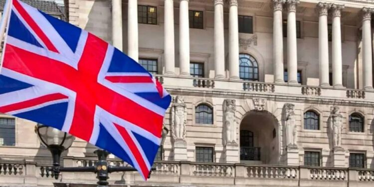 İngiltere Merkez Bankası'ndan Faiz Kararı