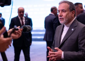 İran Dışişleri Bakanı Erakçi'den İstanbul'da Kritik Mesaj: 'Müzakereli Bir Çözüme Kesinlikle Hazırız'