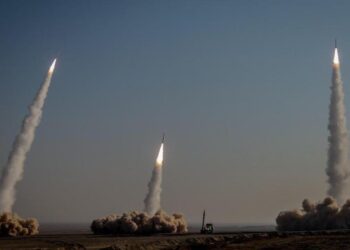 İran'dan Çok Sert Uyarı: ABD Savaşa Girerse Üslerini Tehlikeye Atar