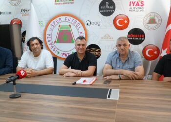 Isparta 32 Spor'da Bülent Akan Dönemi