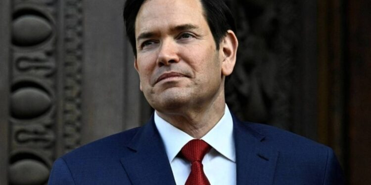 İsrail'in İran Saldırısına İlişkin ABD'den İlk Açıklama: 'Dahil Değiliz, İran Bizi Hedef Almamalı'