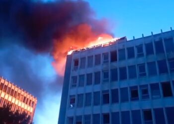 İstanbul Kartal'da Yangın Paniği
