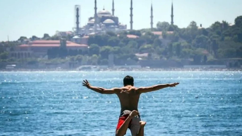 İstanbul ve Ankara'da bu haftaya dikkat: Sıcaklık 30 dereceye çıkacak!