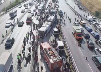 İstanbul'daki ölümlü metrobüs kazası davası başladı, tutuklu şoföre tahliye çıkmadı