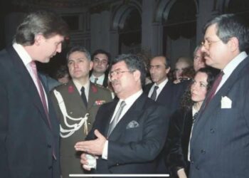 İşte genç Trump ve 8. Cumhurbaşkanı Turgut Özal...