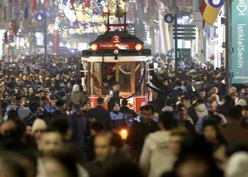 İstihdamda son 10 yılın en keskin düşüşü yaşandı