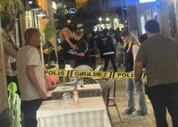 İzmir'de İş İnsanına Silahlı Saldırı: Kafede Otururken Vuruldu
